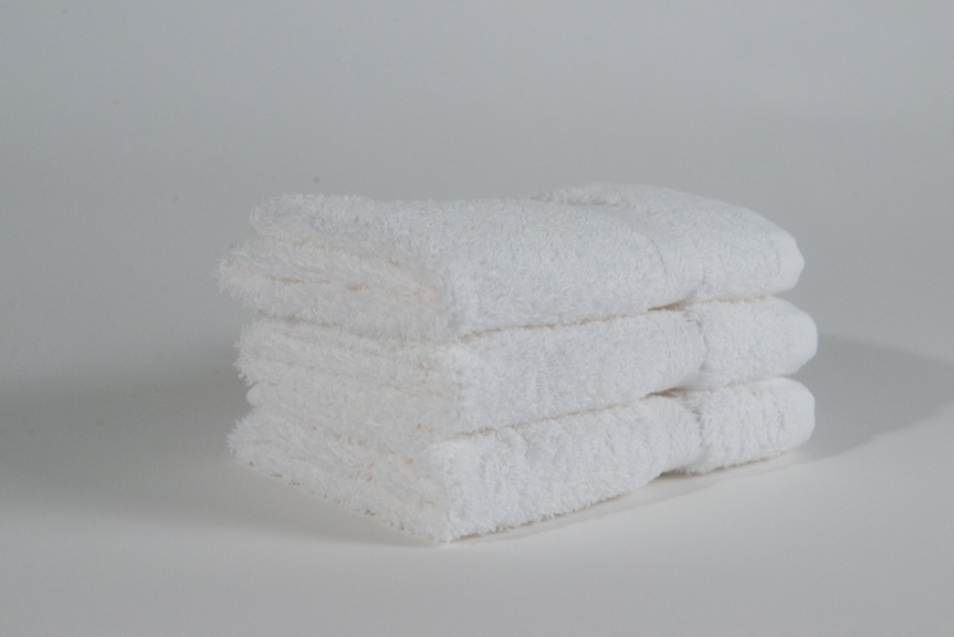 PLUSH BATH TOWEL, WHITE - 27